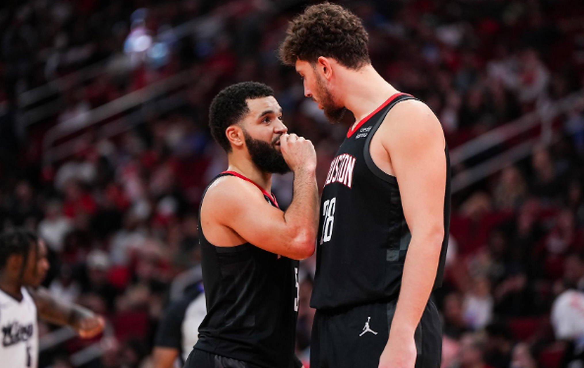 ewc网站 -包含休斯敦火箭赛前豪取连胜；志在NBA总决赛名次提升；质疑声仍在；身体对抗强度拉满的词条